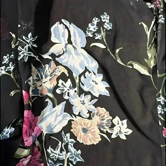 Helena Quinn Floral Open Front Semi Sheer Kimono Size One Size - Picture 4 of 7